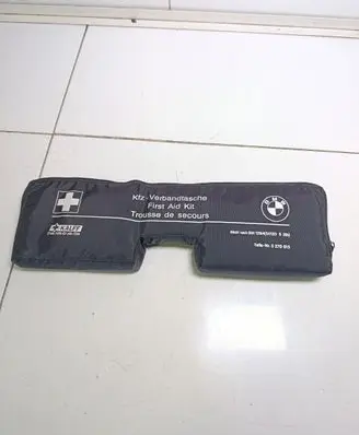 BMW 5 F10 F11 First aid kit 8270015 DIN13164