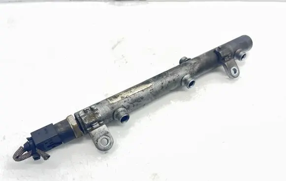 Mercedes-Benz CLS C219 Fuel main line pipe A6420700695