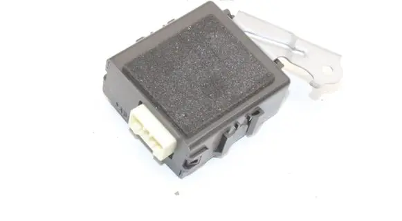 Lexus IS III XE30 Door central lock control unit/module 8597053060