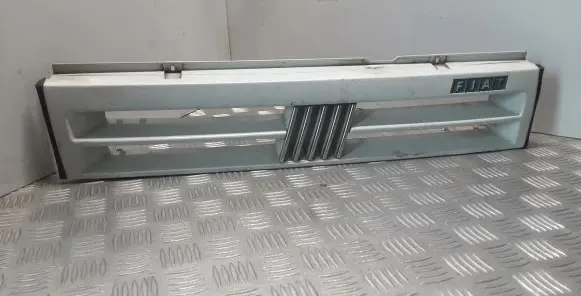 Fiat Uno Front bumper upper radiator grill