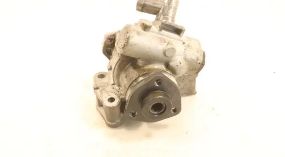 Mercedes-Benz C W203 Power steering pump JYME034