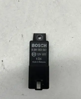 Opel Antara Glow plug pre-heat relay 0281003041