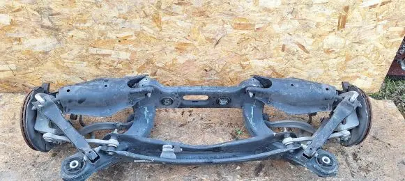 Mercedes-Benz C AMG W205 Rear axle beam A2053501208
