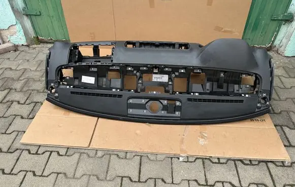 Mercedes-Benz Sprinter W907 W910 Dashboard A9106890800 1971197X