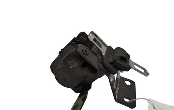 KIA Sorento Middle seatbelt (rear) 