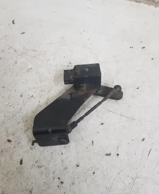 Chrysler 300 - 300C Air suspension front height level sensor 89025549 13706
