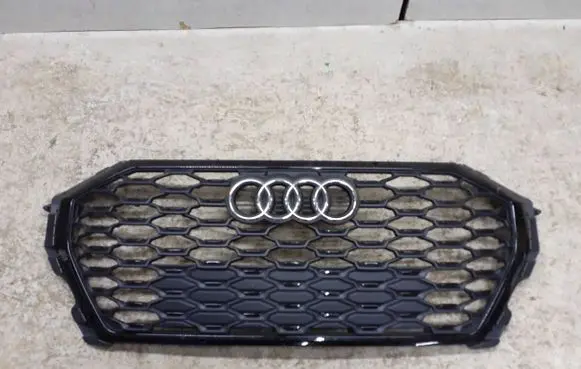 Audi Q5 SQ5 Front bumper upper radiator grill 80F853651