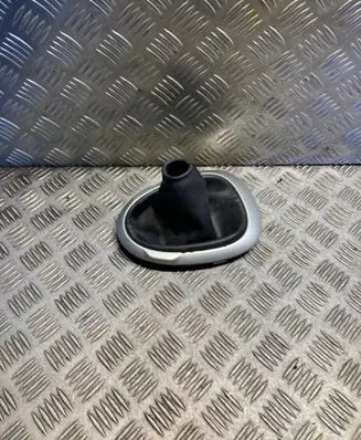 Nissan Juke I F15 Gear shifter surround trim plastic 9694400B08