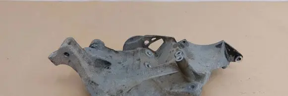 Generator/alternator bracket