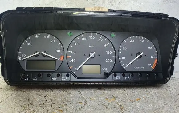 Volkswagen PASSAT B3 Speedometer (instrument cluster) 3AO919033D 357919042CA