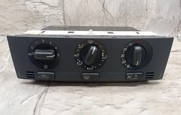 Volvo S40, V40 Climate control unit 889588