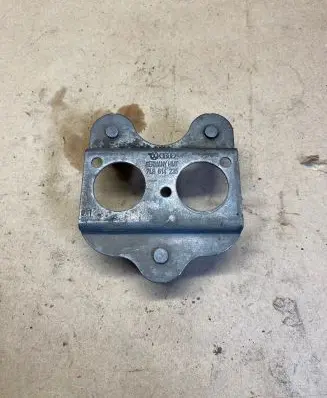 Audi Q7 4L ABS pump bracket 7L8614235