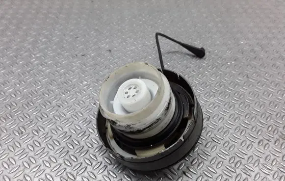 Fuel tank filler cap