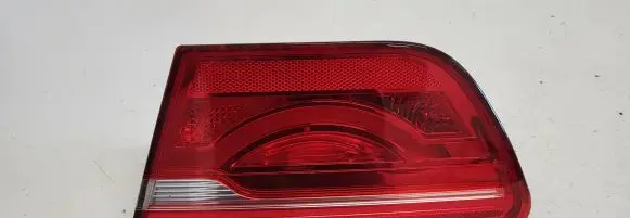 Jaguar XE Tailgate rear/tail lights 19733902