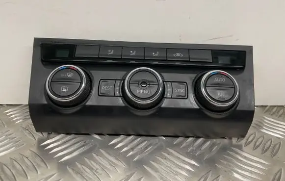 Skoda Superb B8 (3V) Climate control unit 3V0907044AQ