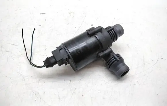 BMW 5 E60 E61 Electric auxiliary coolant/water pump 6917700 64216917700