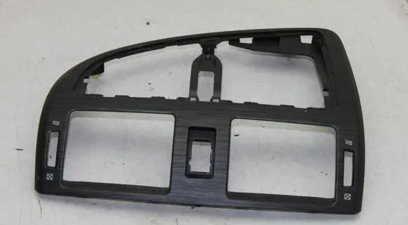 Toyota Avensis T270 Dashboard center trim panel 5567005100