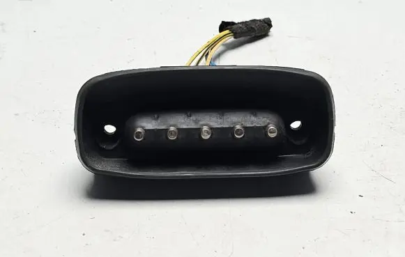 Mercedes-Benz Vito Viano W639 Sliding door contact joint 6398200654