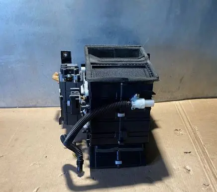 SsangYong Chairman W Interior heater climate box assembly 6910011200