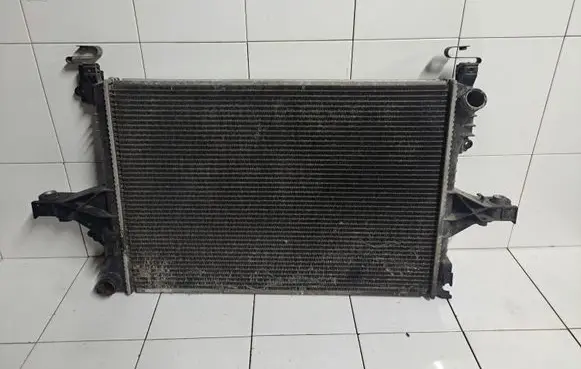 Volvo V70 Coolant radiator