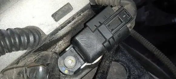 Camshaft position sensor