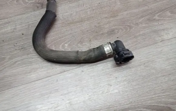Volvo V70 Engine coolant pipe/hose 30636934004