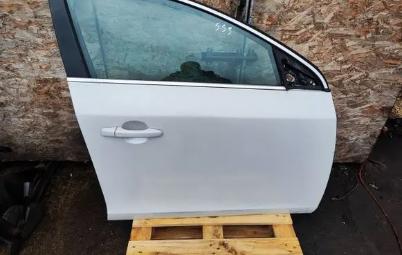 Volvo V60 Front door