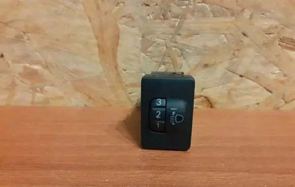Toyota Prius (XW30) Headlight level height control switch 134159 938