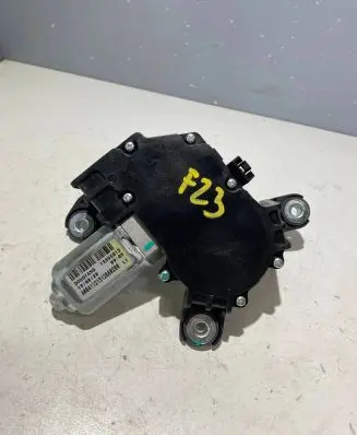 Opel Astra J Rear window wiper motor 13395013 130828