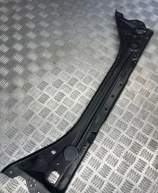 Mercedes-Benz E W211 Top upper radiator support slam panel 
