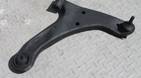 Front lower control arm/wishbone