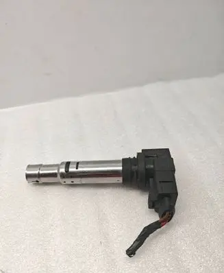 Volkswagen Polo V 6R High voltage ignition coil 036905715F 78292004 410F51350