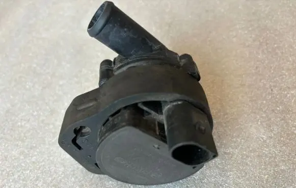 Mercedes-Benz E W212 Electric auxiliary coolant/water pump 2118350028 A2118350028