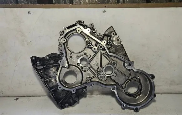 Opel Vivaro Timing chain cover 8200018628