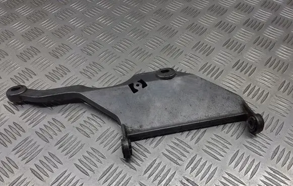 Audi A3 S3 8L Engine mounting bracket 06A133231H