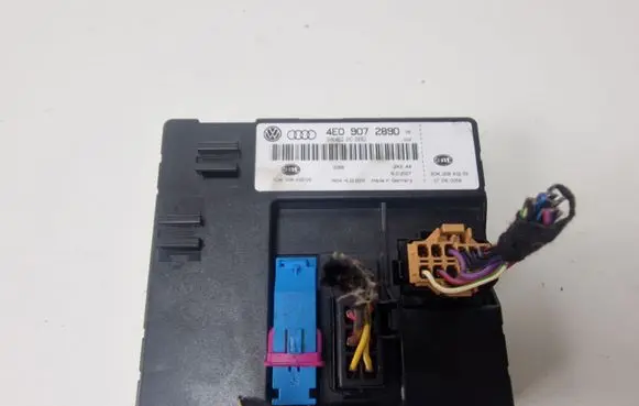 Audi A8 S8 D3 4E Comfort/convenience module 4E0907289D