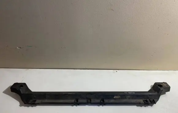 Volkswagen Touareg II Bottom radiator support slam panel 7P0805551