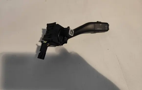 Volkswagen Golf Plus Wiper control stalk 1K0953519A
