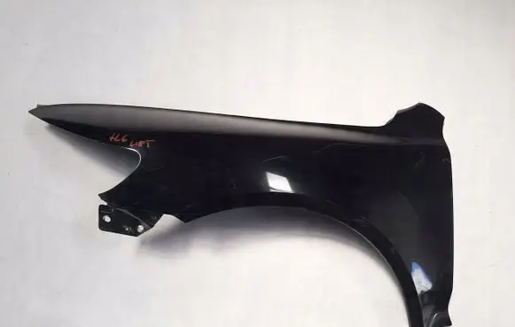 Volkswagen Touareg I Fender 7l6