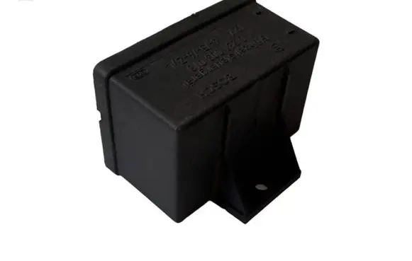 Jaguar XF Glow plug pre-heat relay 0281003018