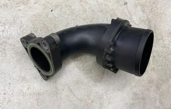 Ford C-MAX II Air intake hose/pipe