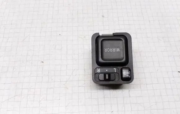 Honda Civic Wing mirror switch S5AJ211M1