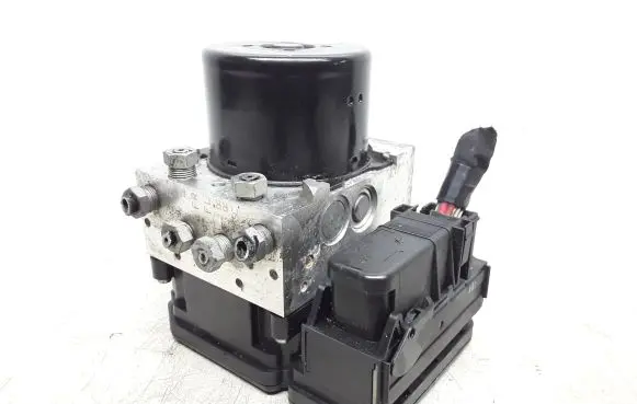 Volvo V60 ABS Pump 31329137