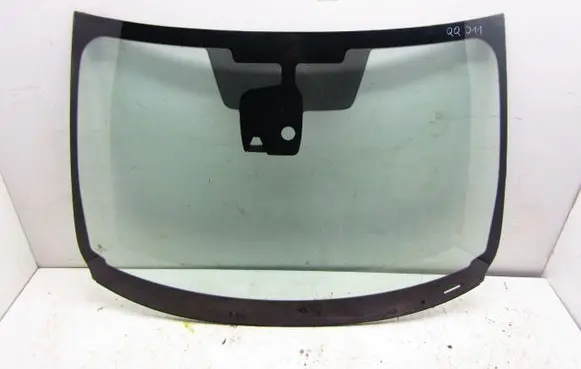 Nissan Qashqai Front windscreen/windshield window 4567