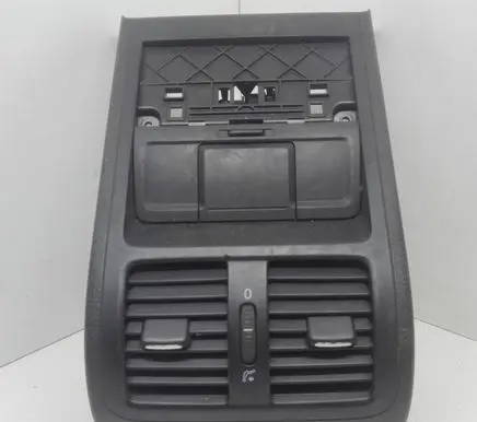Rear air vent grill