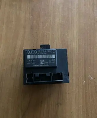 Audi Q7 4L Door control unit/module