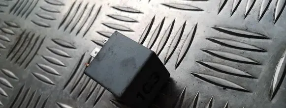 Volkswagen Golf IV Other relay 357911253