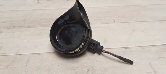 Volkswagen PASSAT B6 Horn signal E1000209 000209