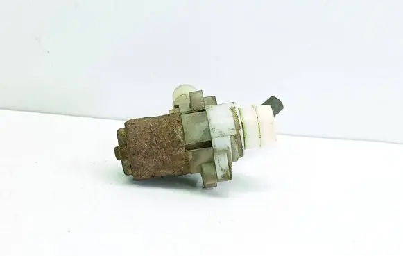 Chrysler Voyager Windscreen/windshield washer pump 44037