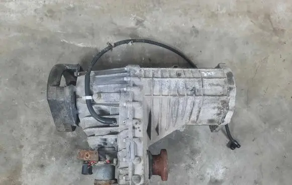 Volkswagen Touareg I Gearbox transfer box case JXF